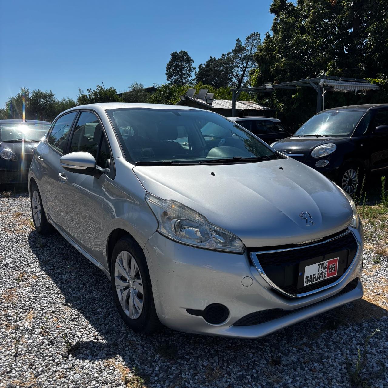 Peugeot 208 1.4 HDi 68 CV 5 porte Allure