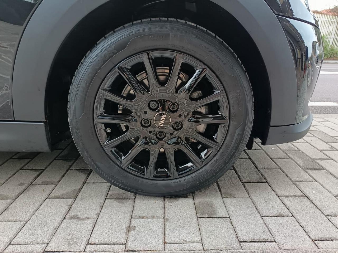 Mini 1.5 COOPER *6.400 KM*, NAVI, LED, UNICOPROPRIETARIO