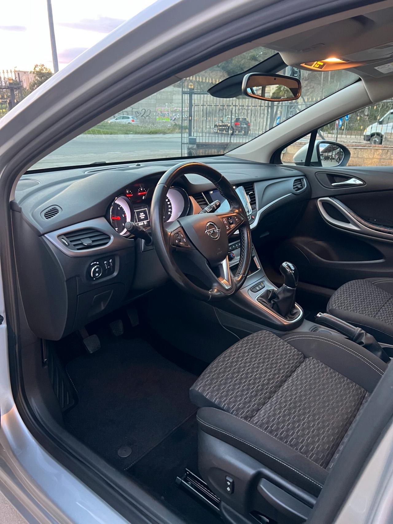 Opel Astra 1.6 CDTi 110CV Start&Stop Sports Tourer Business UNICO PROPRIETARIO