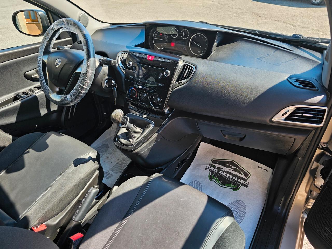 Lancia Ypsilon 1.2 69 CV 5 porte GPL Ecochic