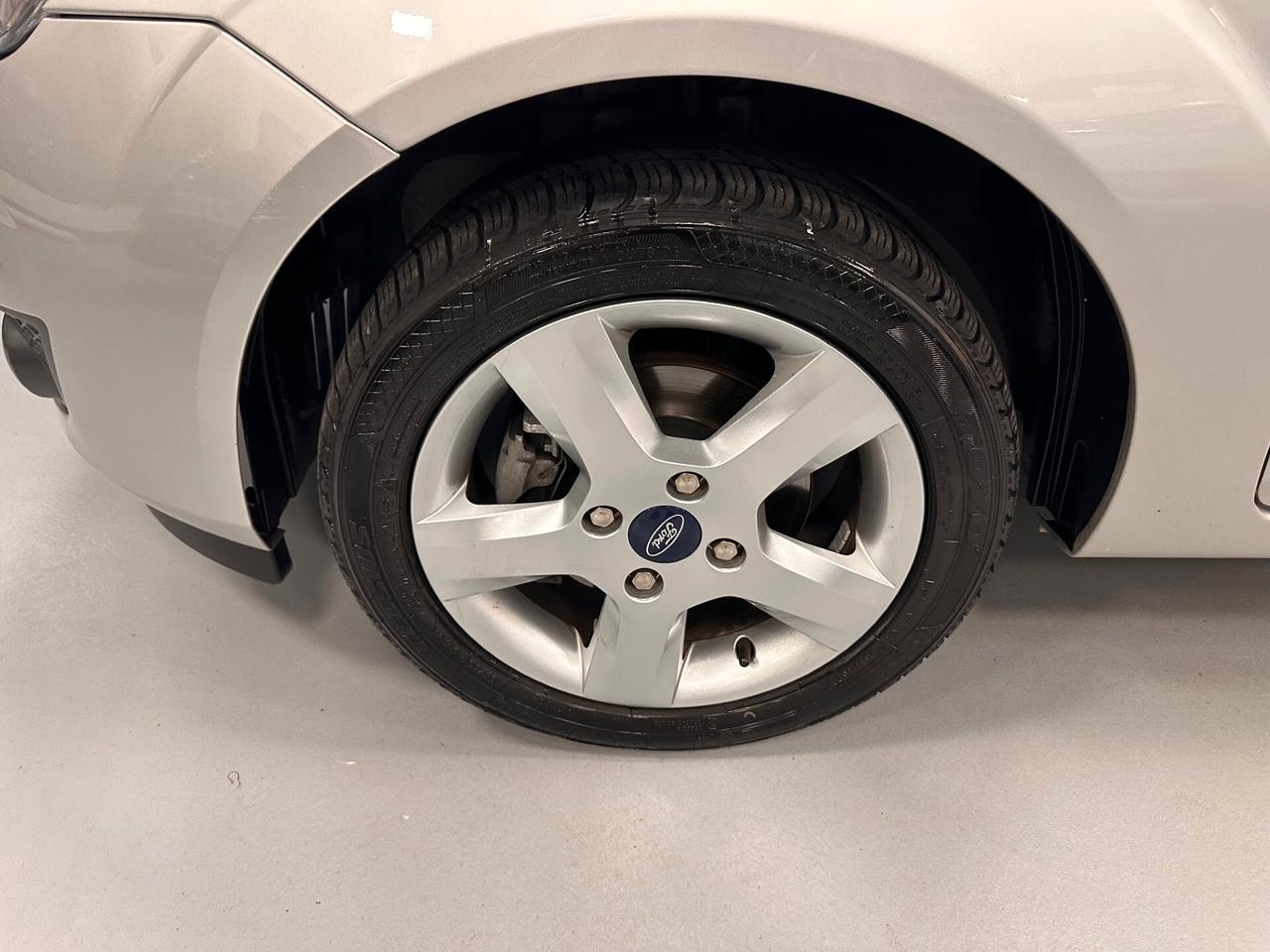 FORD FIESTA 1.2 BENZIA 5P. (58000 MILA KM)