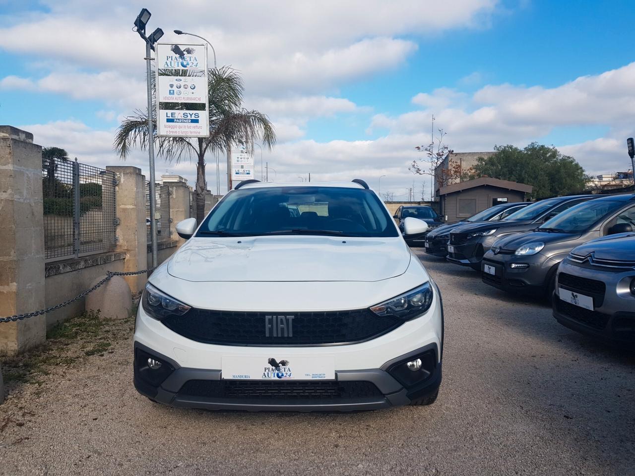 Fiat Tipo Cross 1.6 Mjt 130cv Navy Led Cruise Sensori