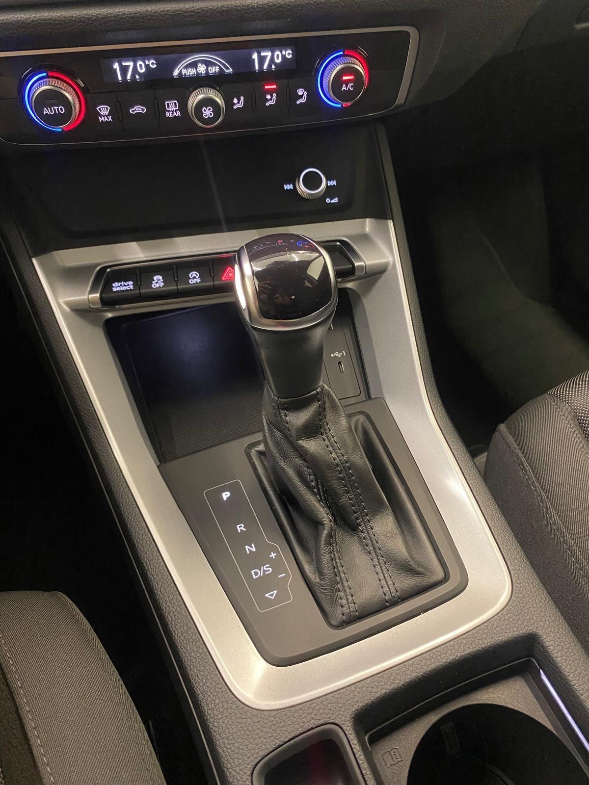 Audi Q3 SPB 35 TDI S tronic Business Plus