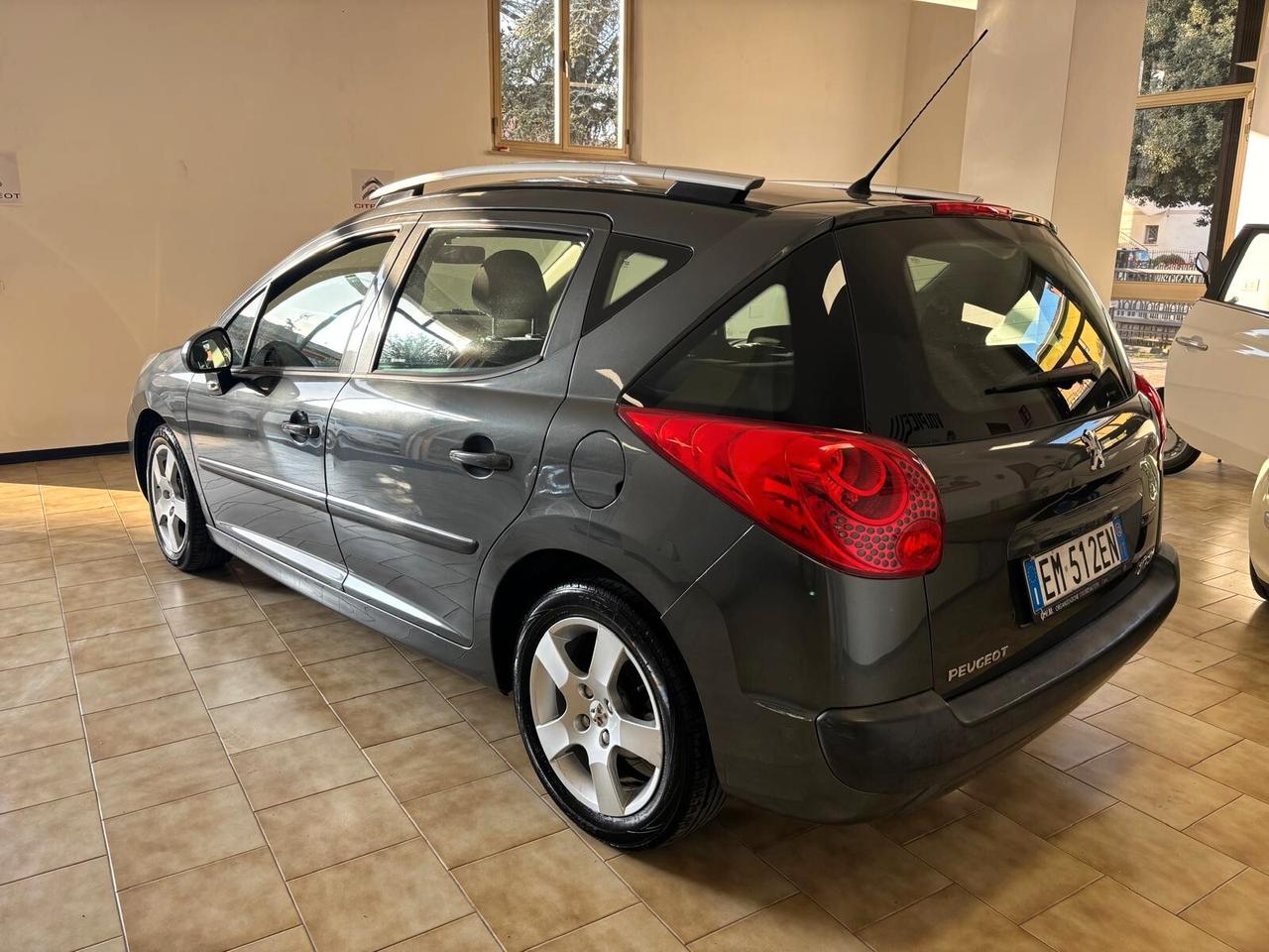 PEUGEOT 207 ANNO 2012 DS 1.6 ADATTA NEOPATENTATI KM 173 MILA