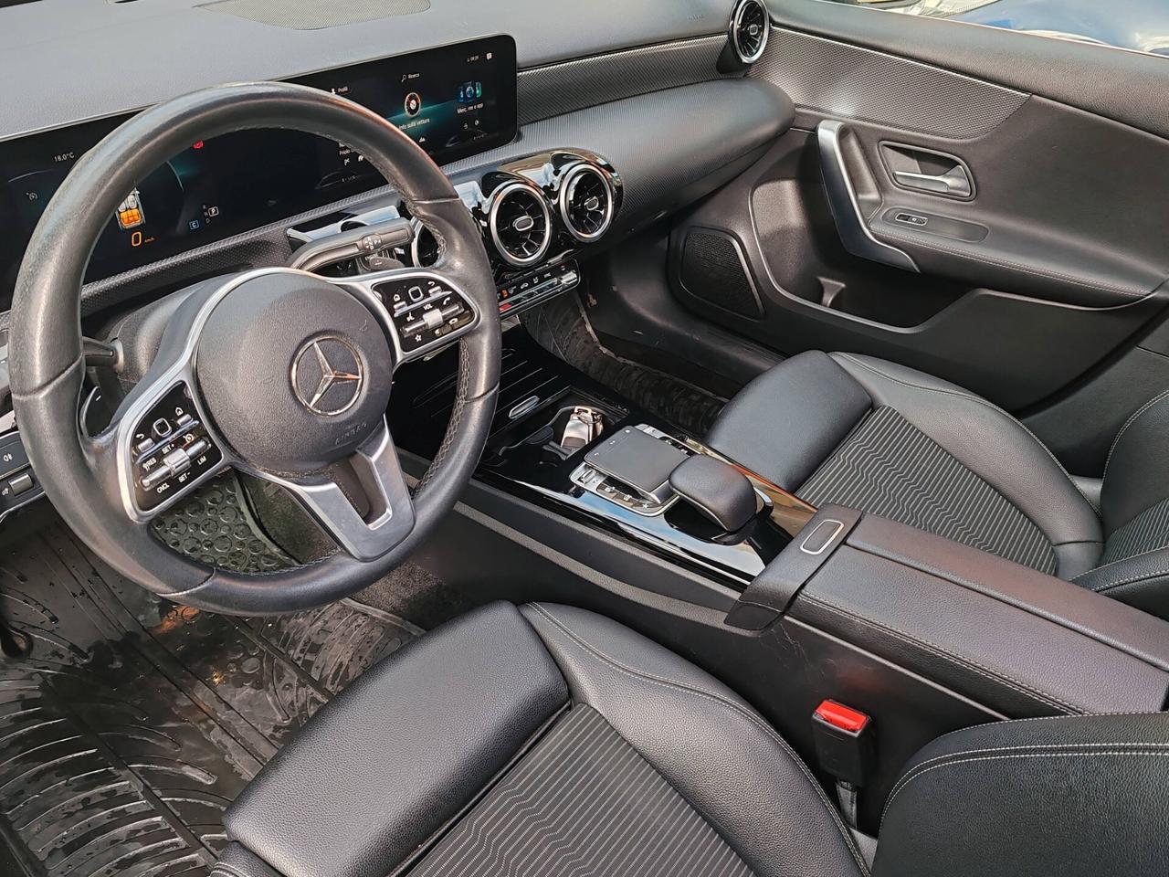 Mercedes-benz A 250 200 Automatic Premium