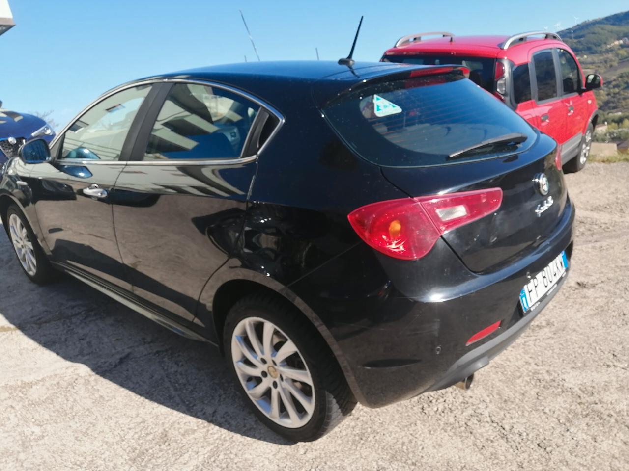 Alfa Romeo Giulietta 1.6 JTDm-2 105 CV Distinctive