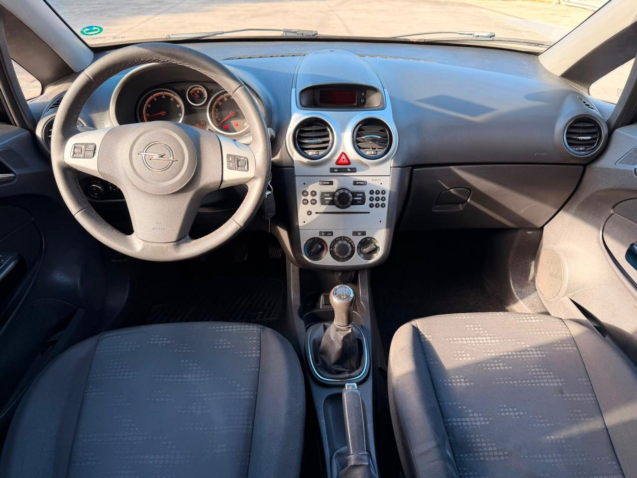 Opel Corsa 1.2 5 porte Edition