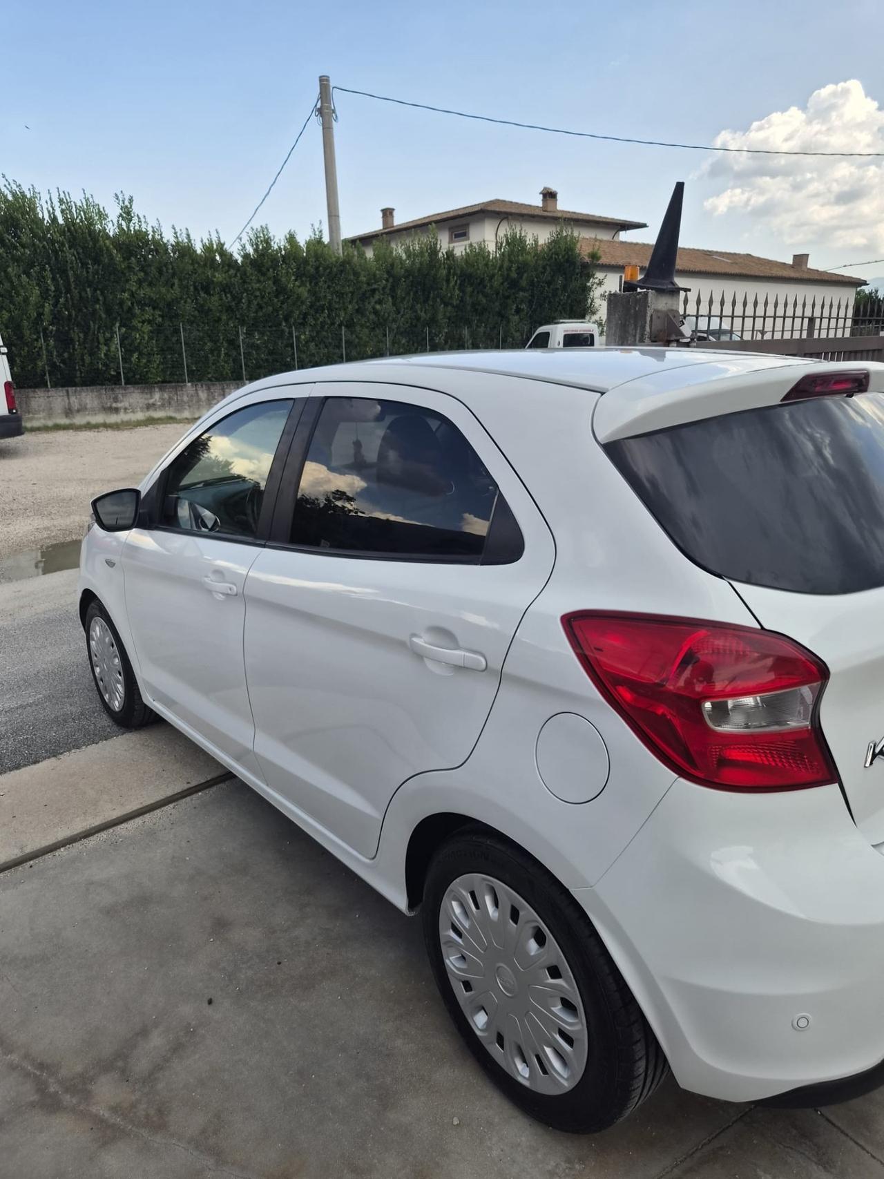 Ford Ka 1.2 Ti-VCT 85CV Black & White - garantita 12 mesi
