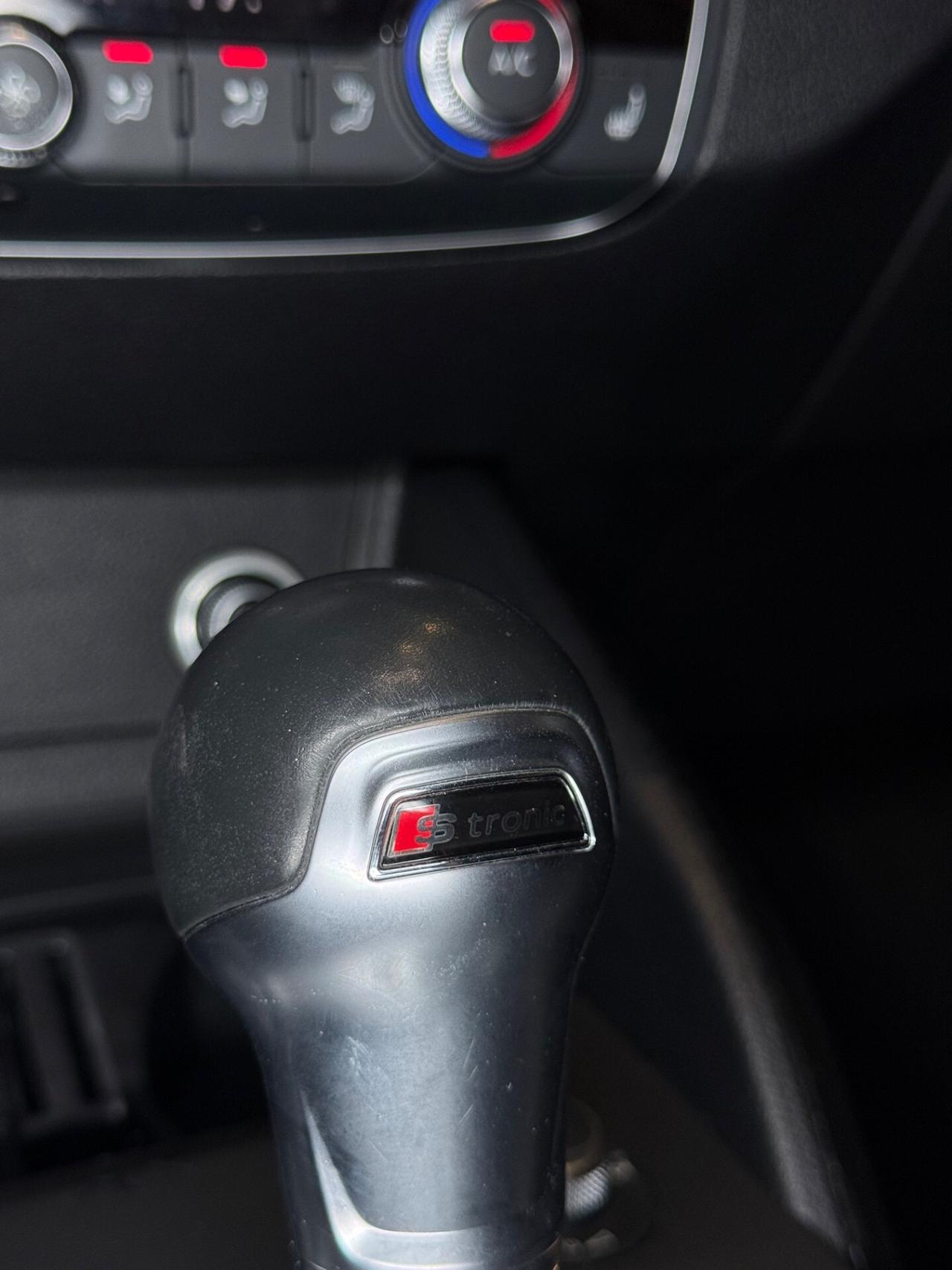 Audi Q2 30 TDI S tronic line Edition