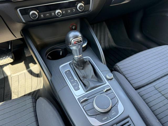 AUDI A3 1.6 TDI AUTOMATICA S TRONIC