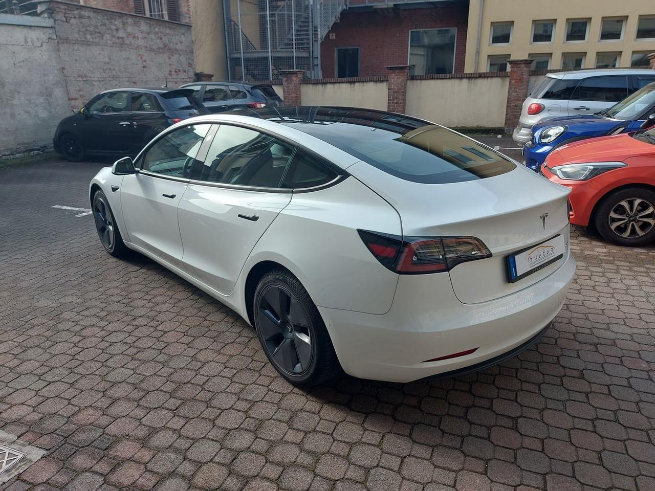 Tesla Model 3 Long Range awd 580 km autonomia