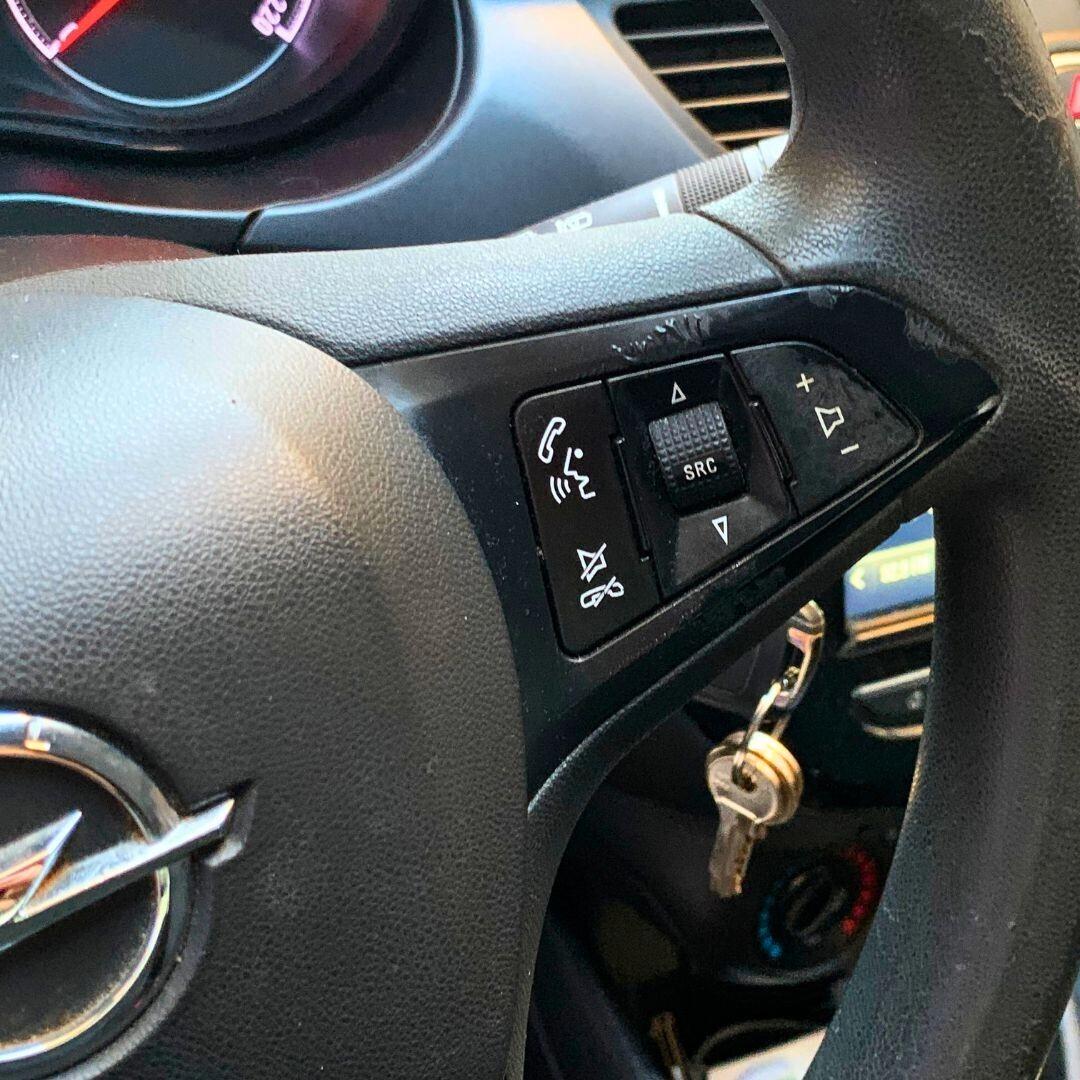 Opel Corsa 1.4 90CV GPL Tech 5 porte N-Joy