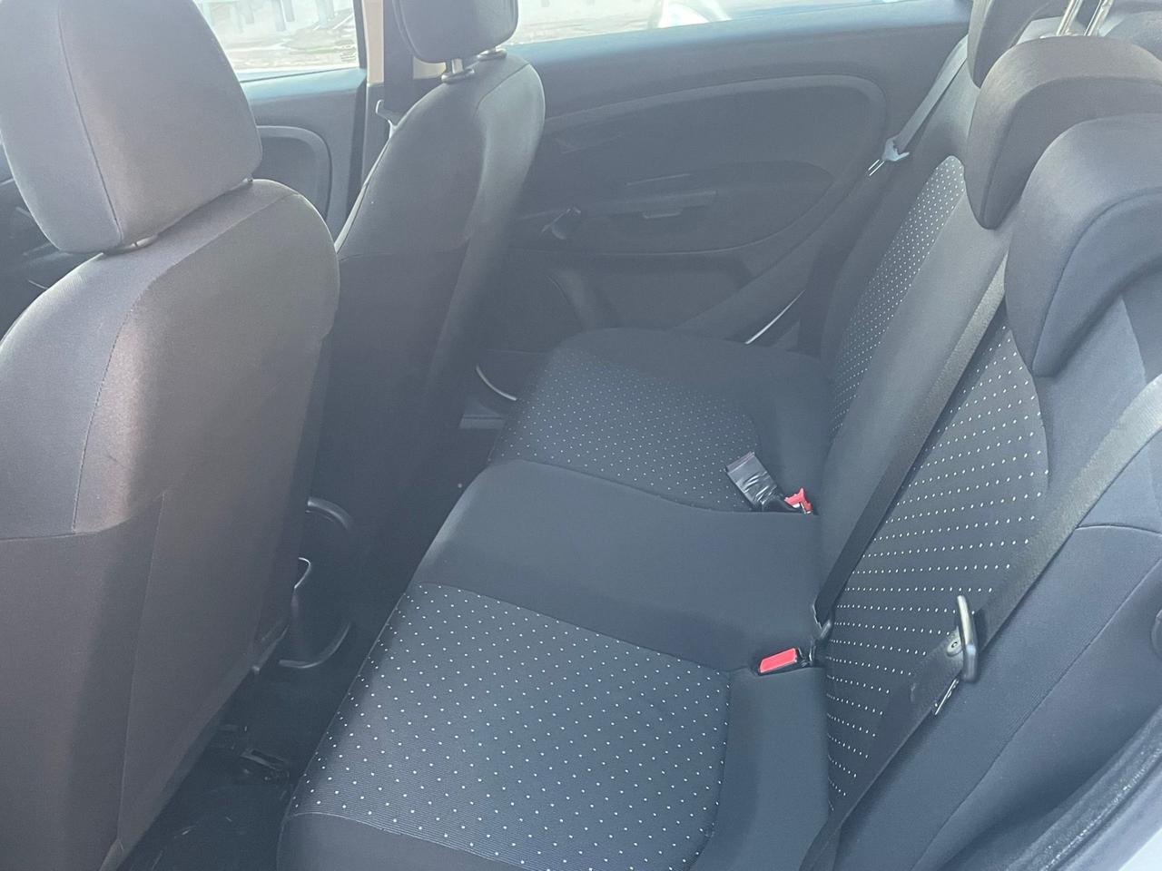 Fiat Grande Punto 1.4 5 porte Dynamic GPL