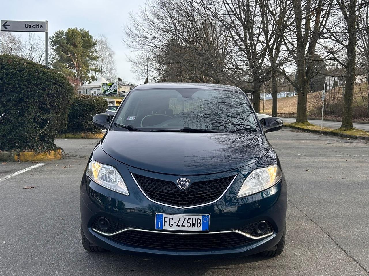 Lancia Ypsilon 1.2 69CV PLATINUM Benzina GPL – 100.000km – OK Neopatentati – Full Optional