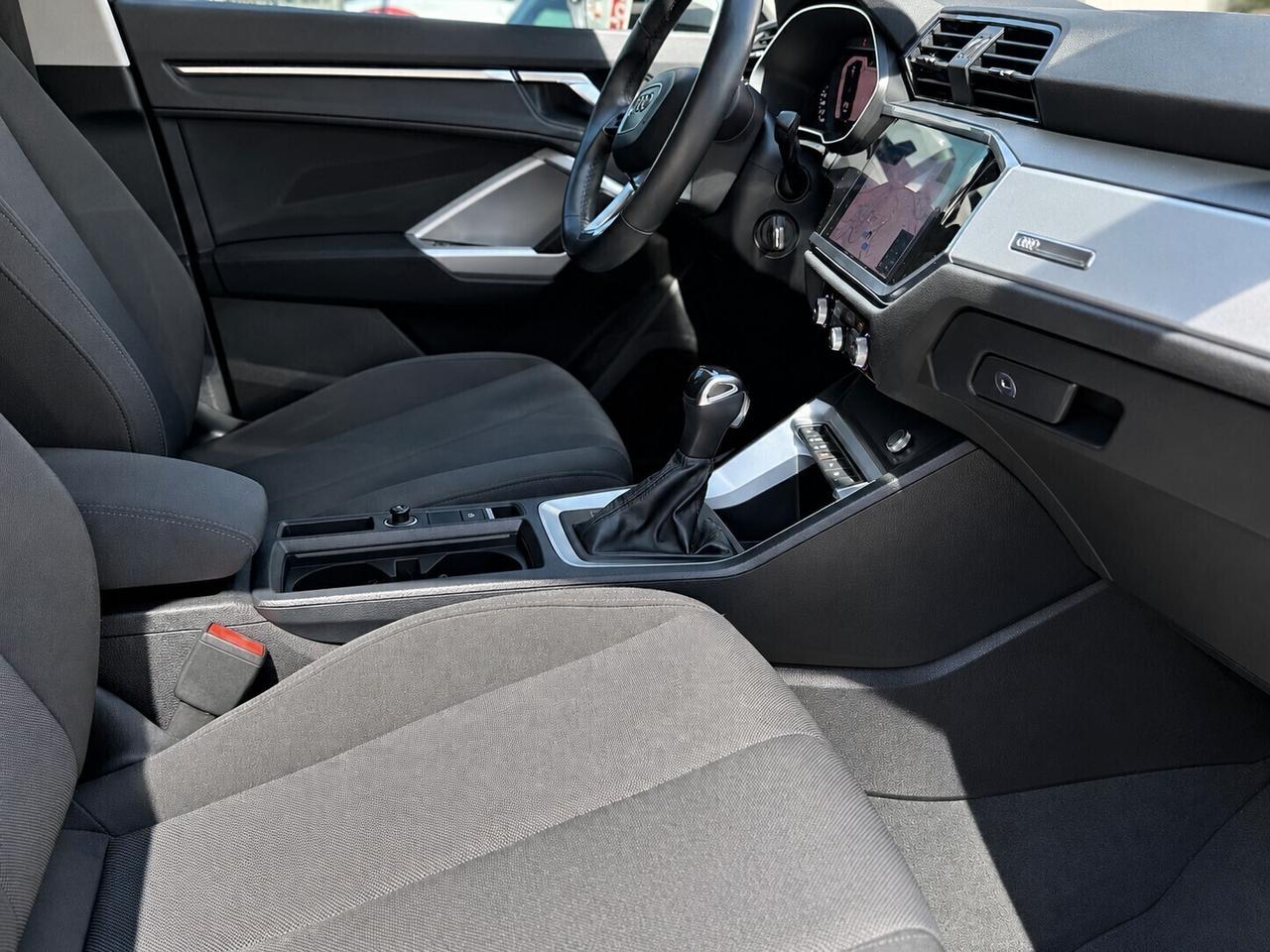 Audi Q3 35 TDI S tronic Business Advanced