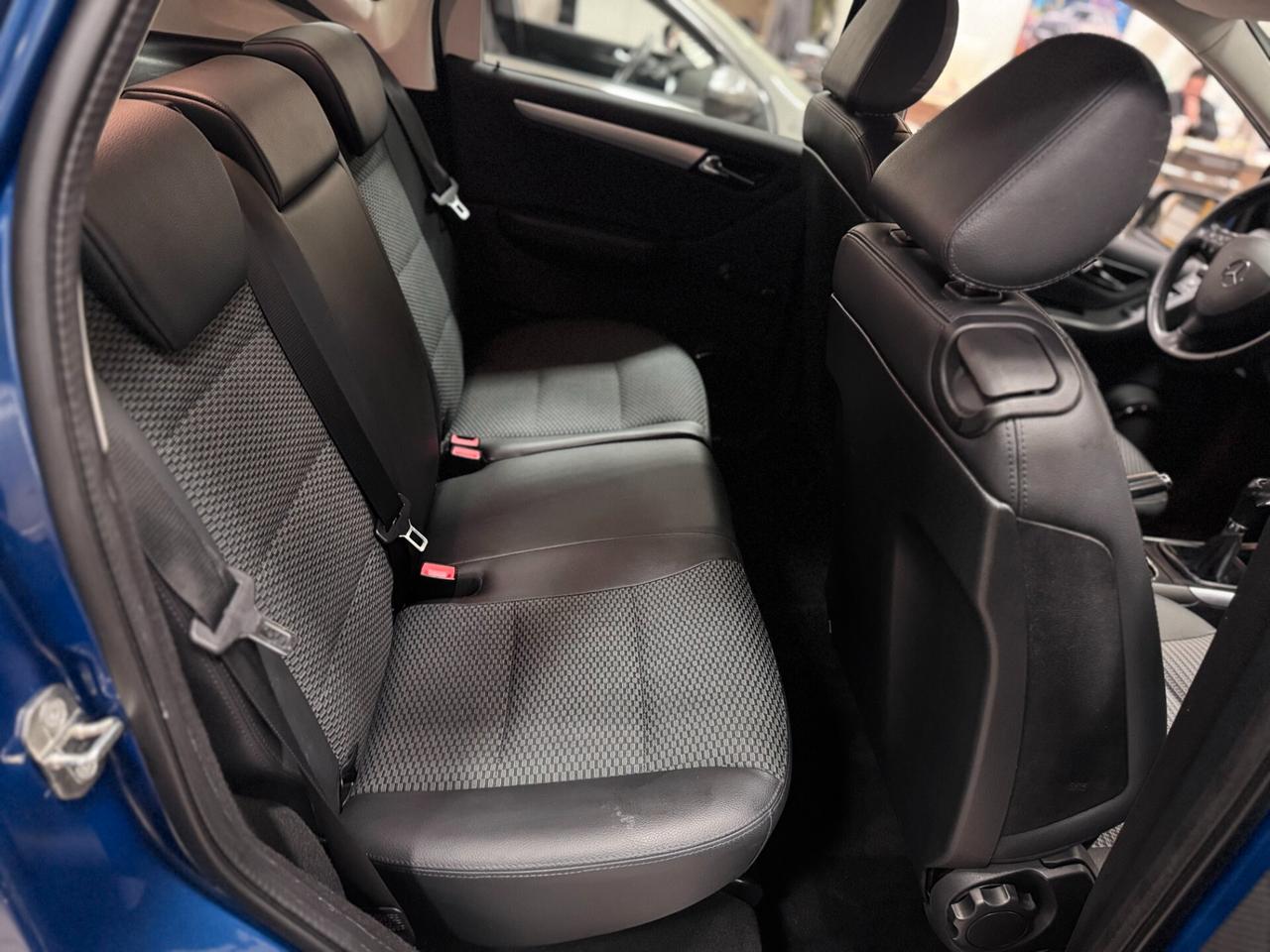 Mercedes-benz A 160 BlueEFFICIENCY Elegance