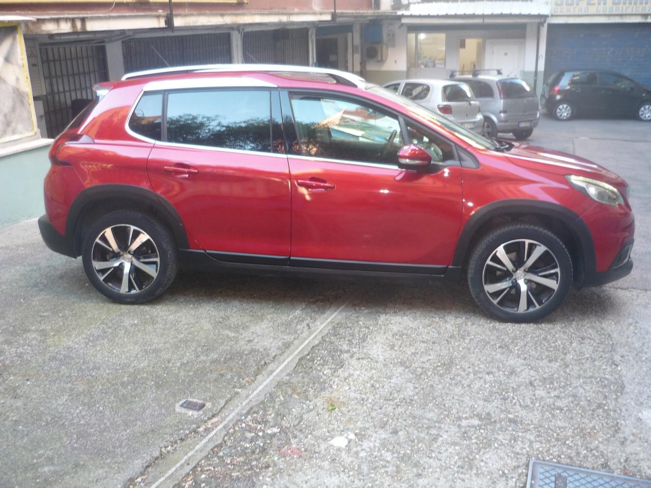 Peugeot 2008 PureTech 82 Allure