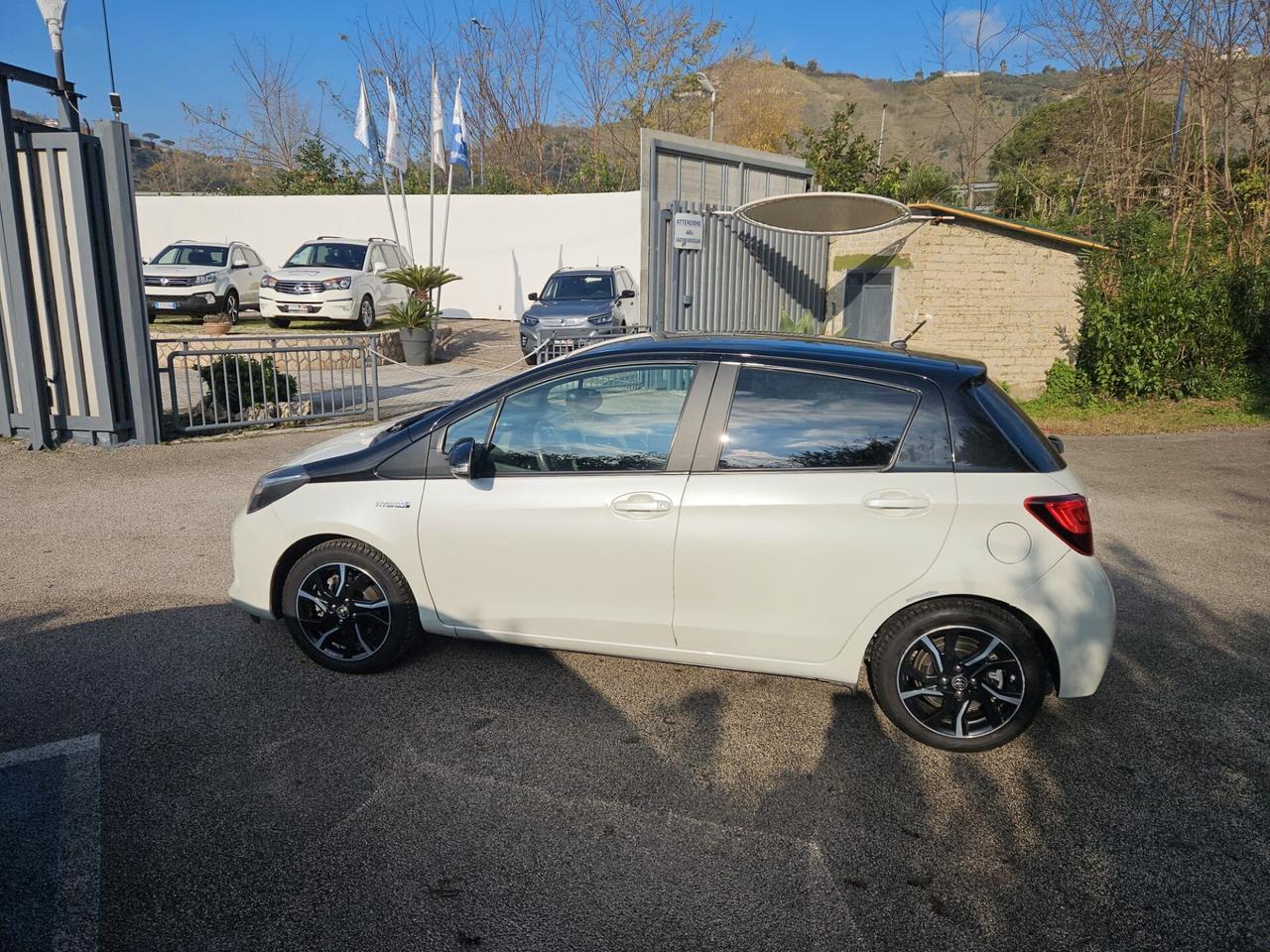 Toyota Yaris hybrid