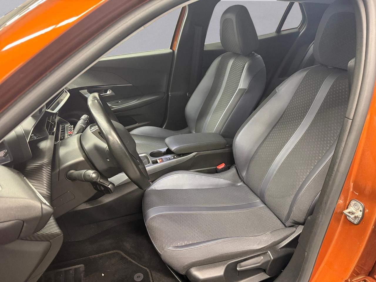 PEUGEOT 2008 II 2020 - 2008 1.2 puretech Allure Navi Pack s&s 130cv