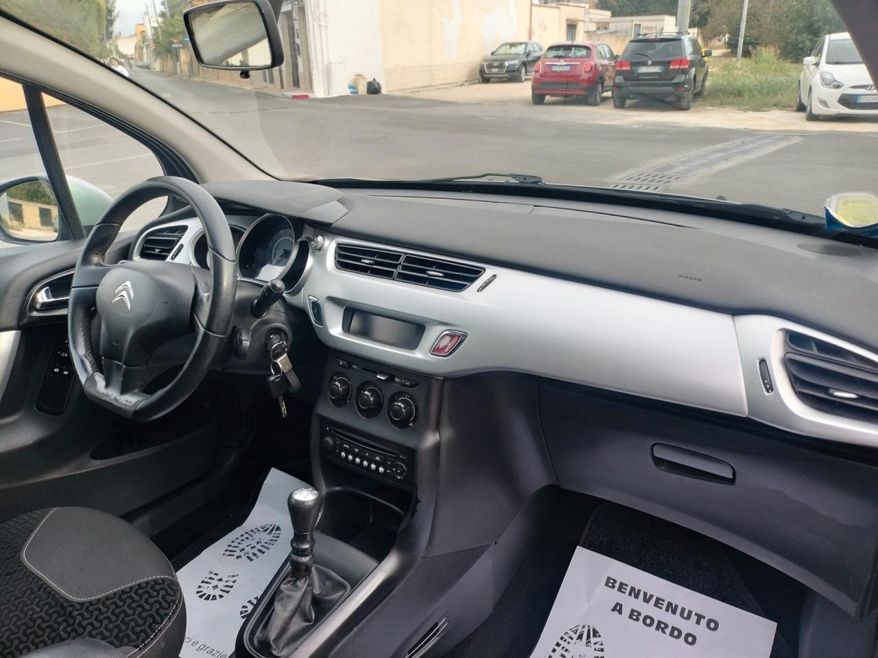 Citroen C3 1.1 Exclusive 128.000km tetto panoramico
