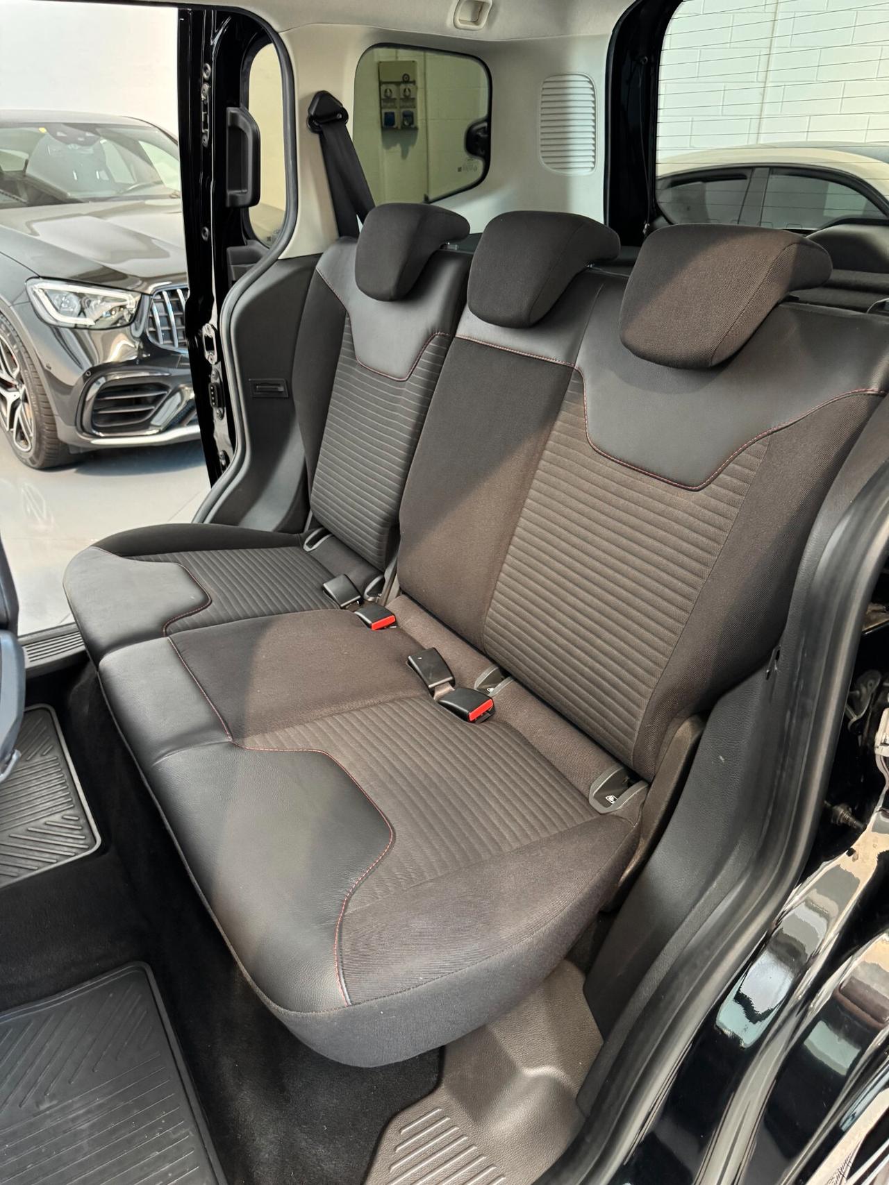 Ford Tourneo Courier TDCI 1.5cc 100cv OK Neopatentati Finanziabile