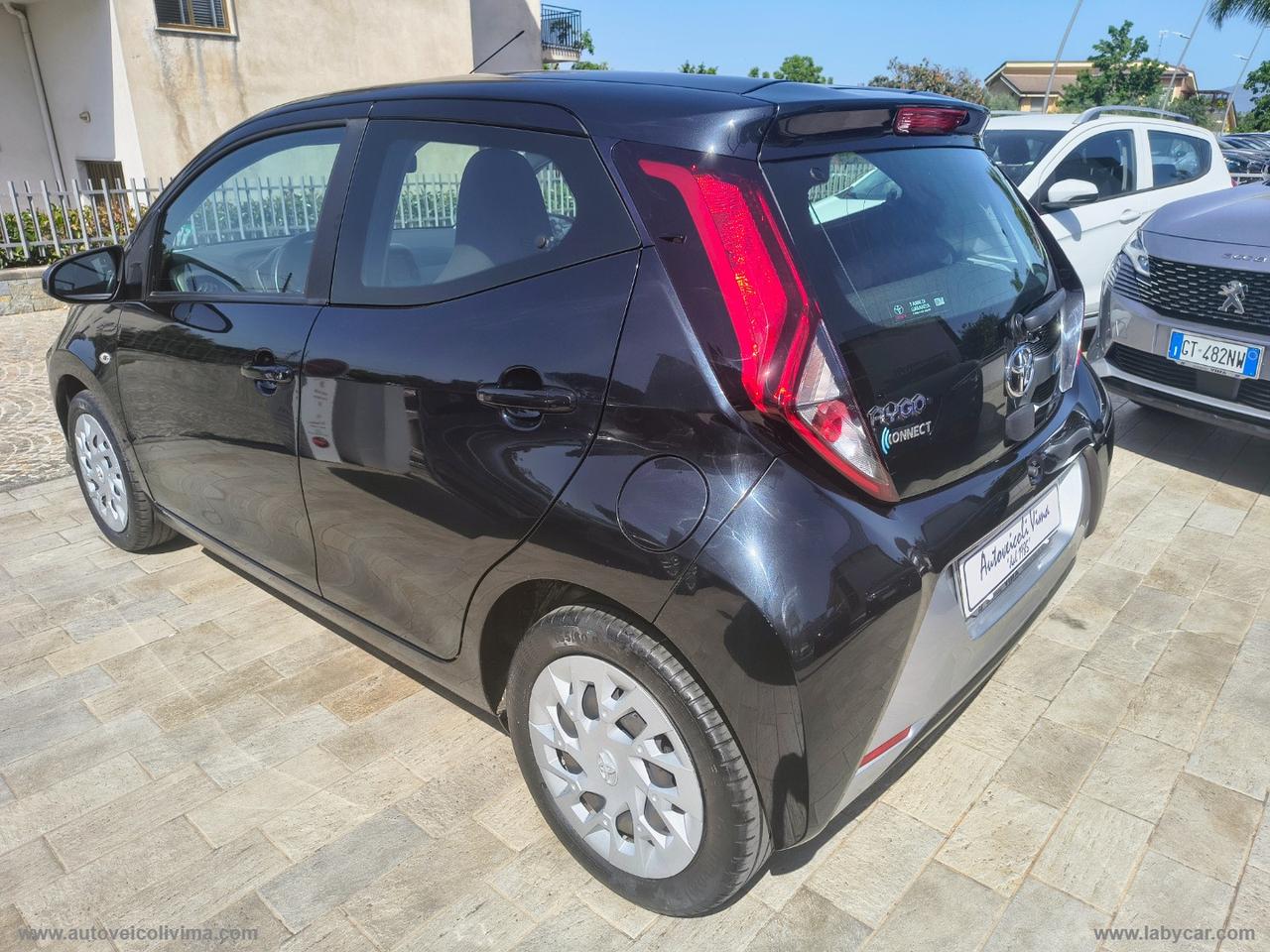 TOYOTA Aygo Connect 1.0 VVT-i 72CV 5p.x-bus.MMT