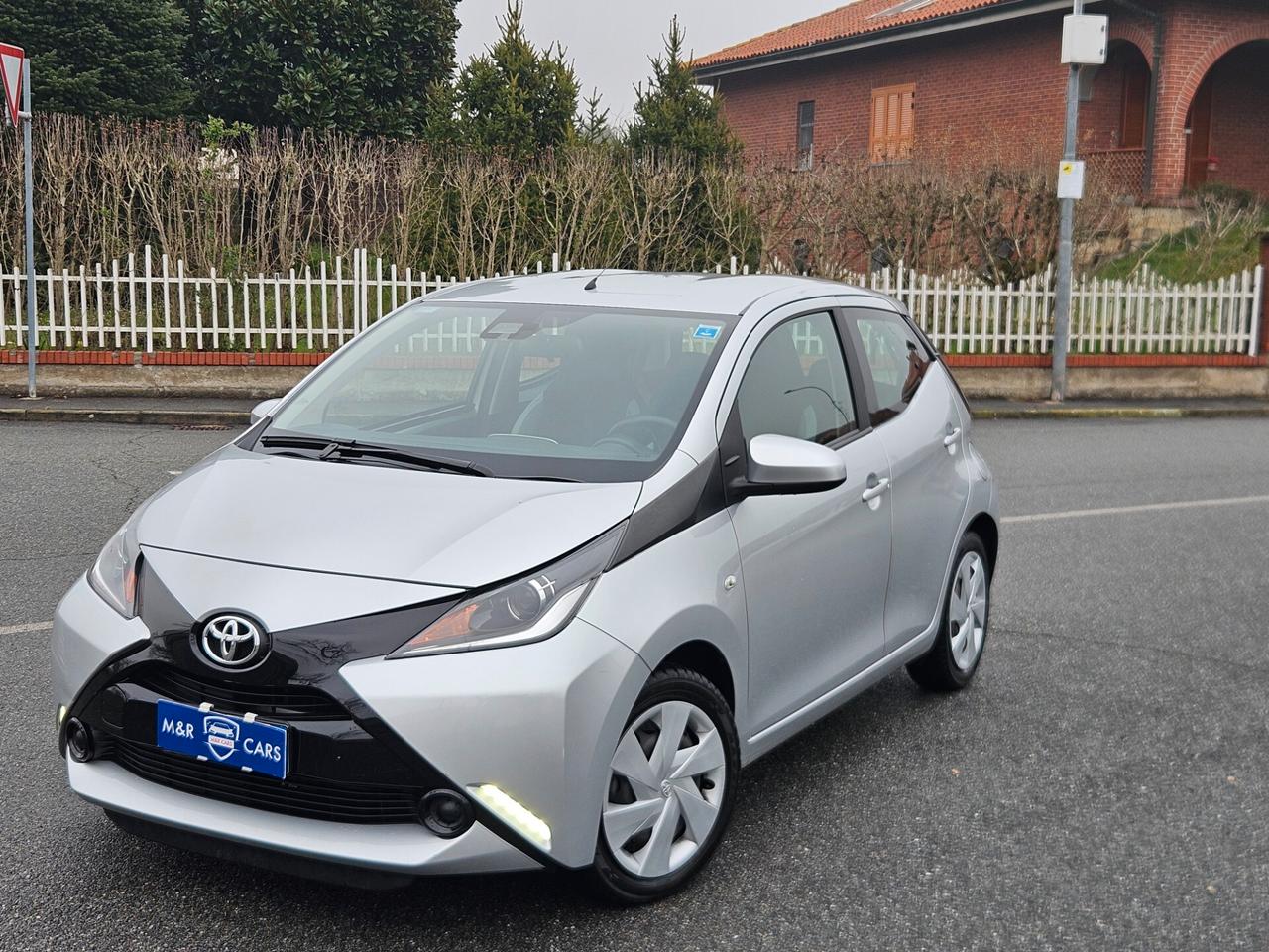 Toyota Aygo 1.0 VVT-i 69 CV 5P benzina e GPL casa madre