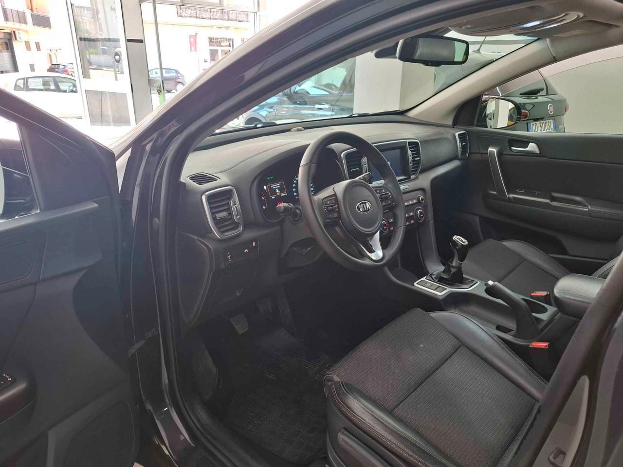 Kia Sportage 1.7 CRDI - 2017 TETTO APRIBILE