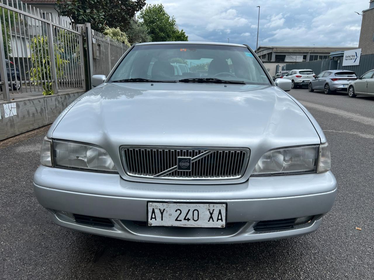 Volvo V70 volvo v70 2.0 Turbo sw 20v. 180 cv