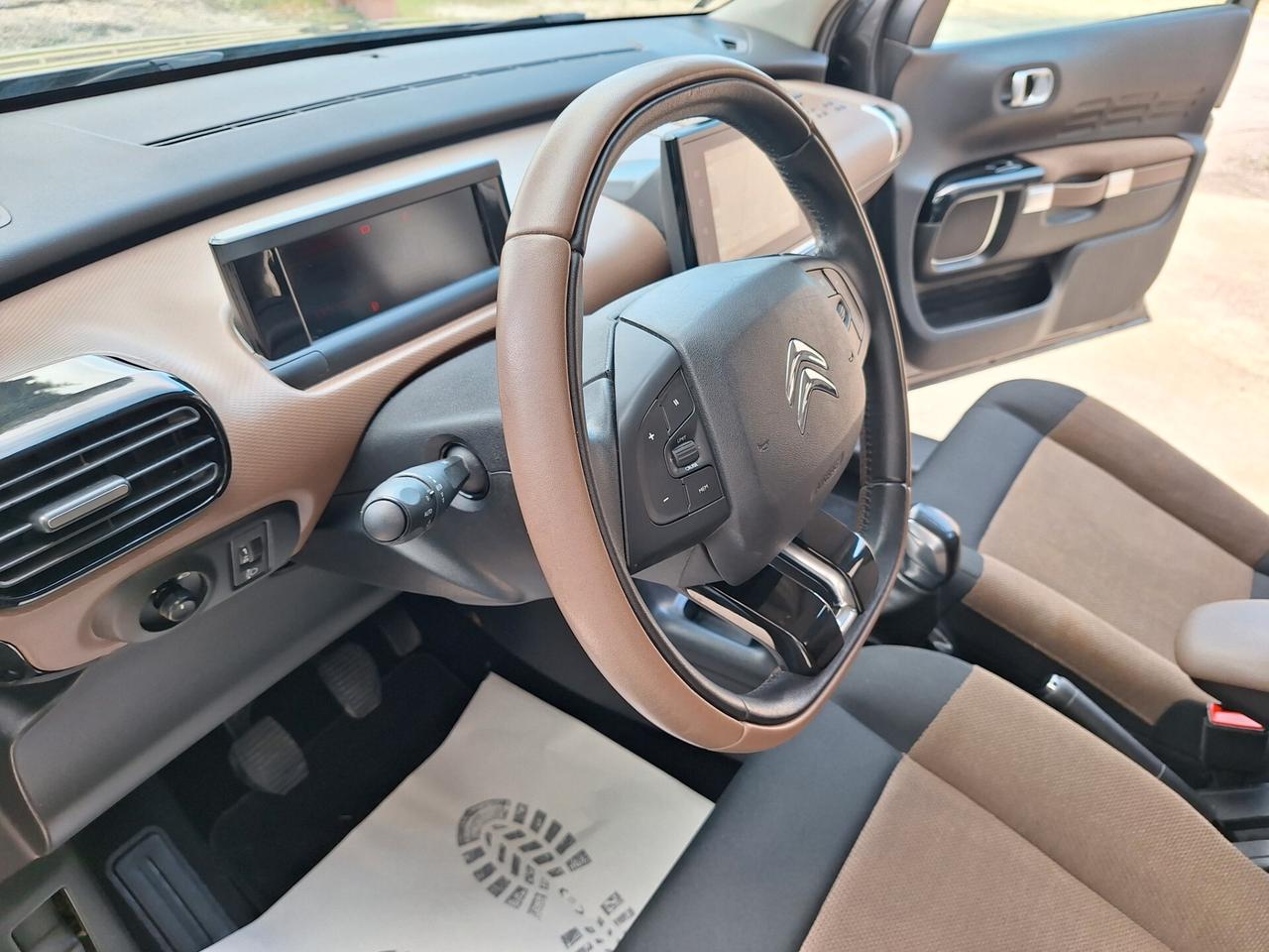 Citroen C4 Cactus 1.6 HDi 100 Shine NAVI 2017