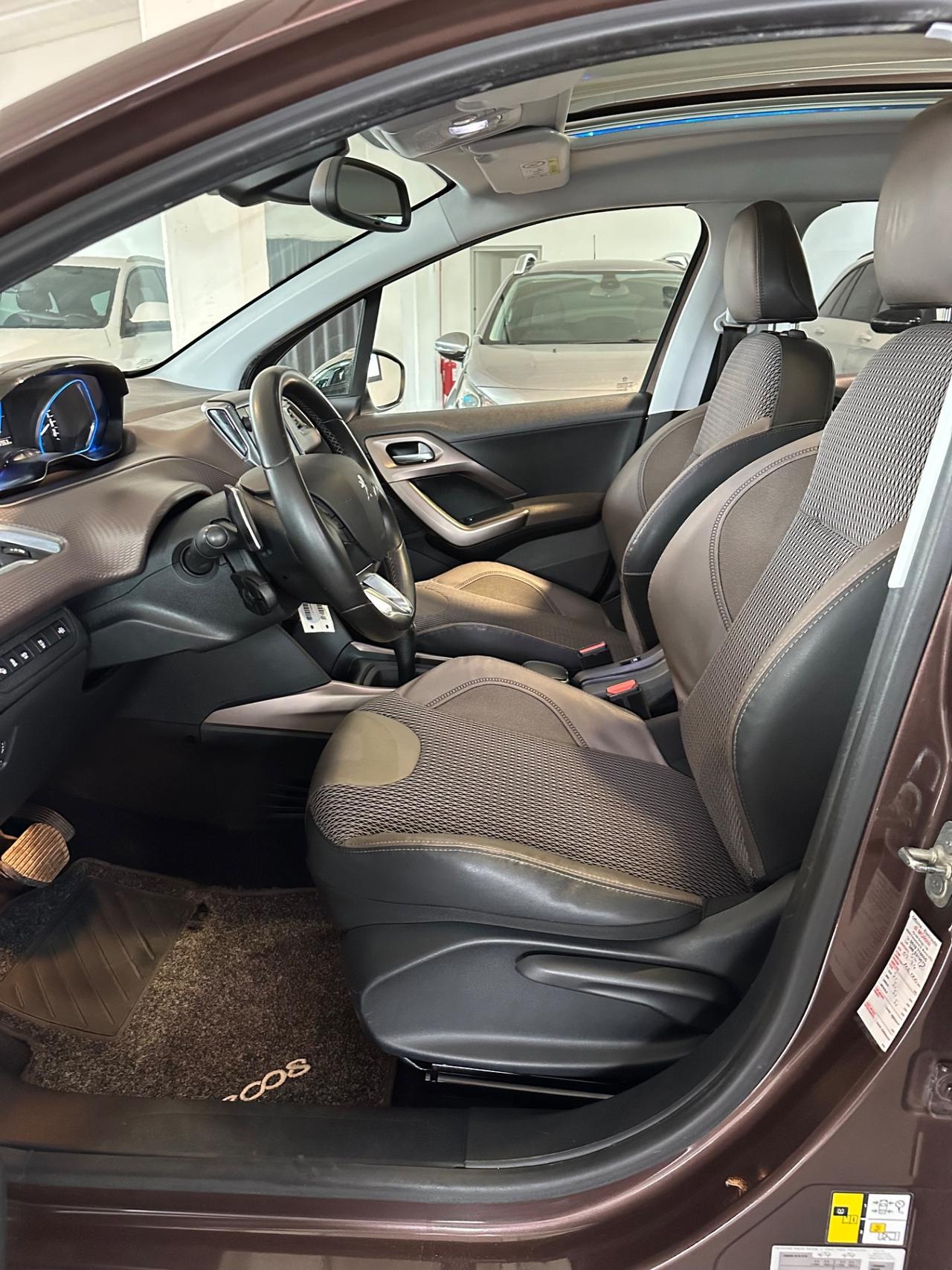 Peugeot 2008 BlueHDi 100 Allure