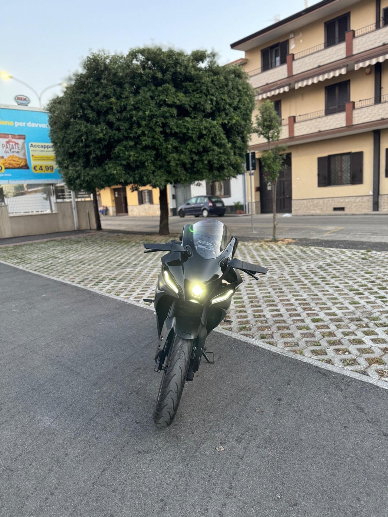 Yamaha YZF R125