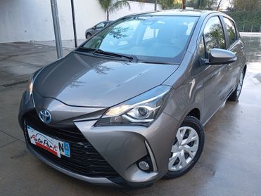 Toyota Yaris 5P 1.5 Hybrid Business Aut.