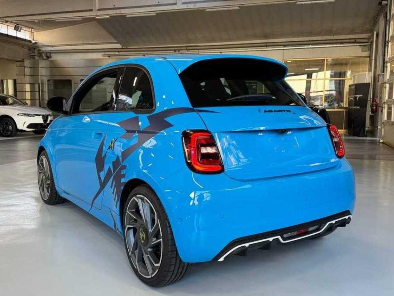 ABARTH 500e - 500e 42 kWh Turismo