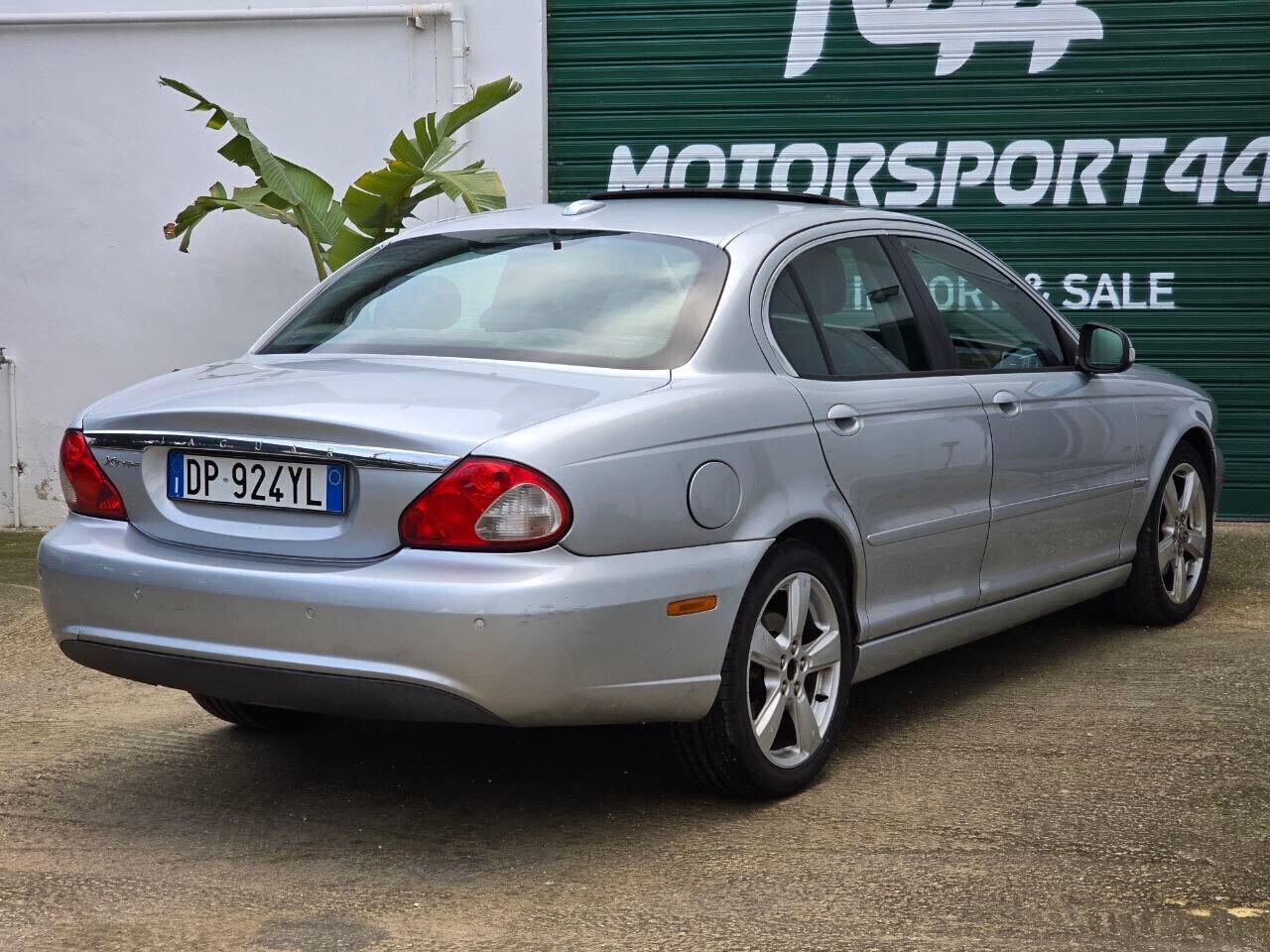 Jaguar X-Type 2.2D Automatica