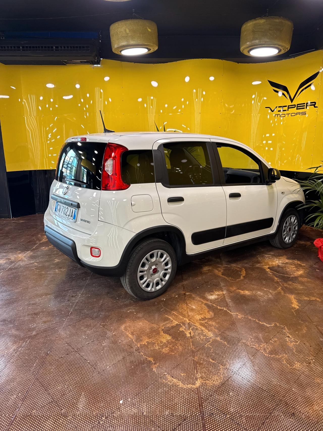 Fiat Panda 1.0 Hybrid Van 4 posti PERMUTA