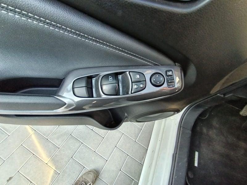 Nissan Juke 1.0 DIG-T 114 Dct N-Connecta