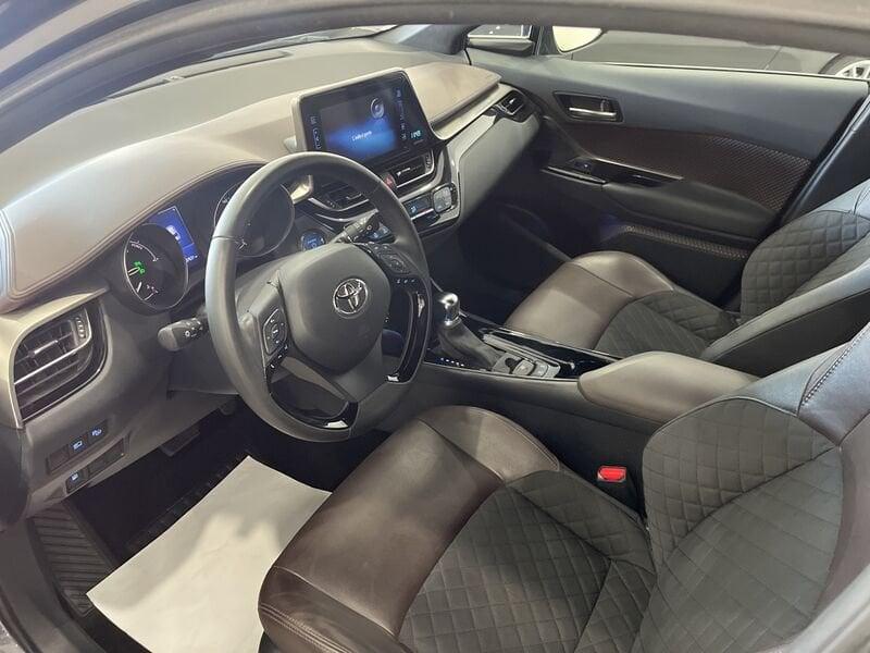 Toyota C-HR 1.8 Hybrid E-CVT Lounge