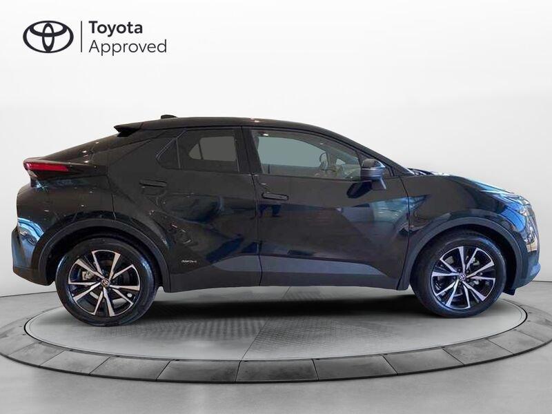 Toyota C-HR 2.0 hv Trend awd e-cvt