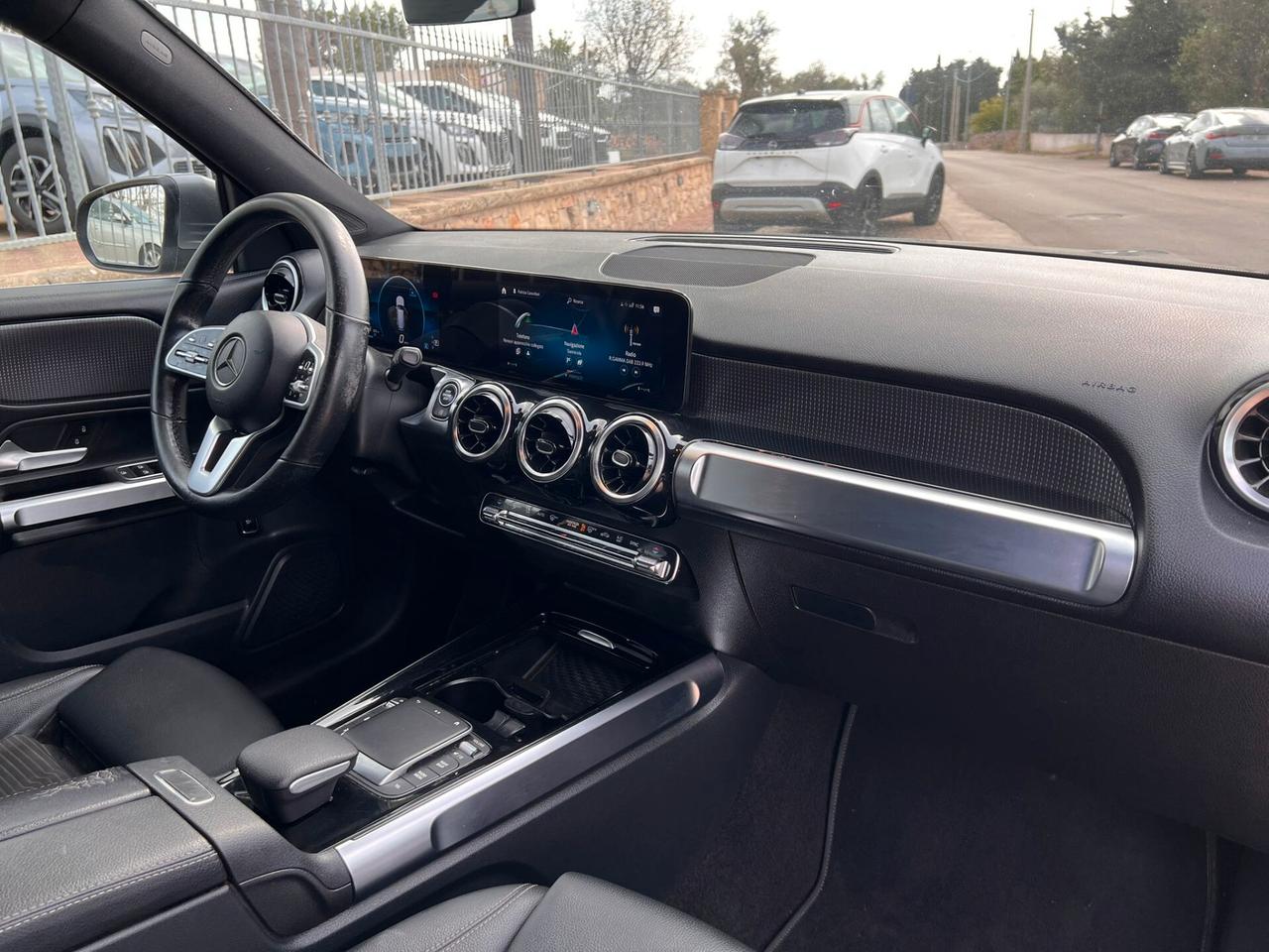 Mercedes-benz GLB 180 d Automatic Business
