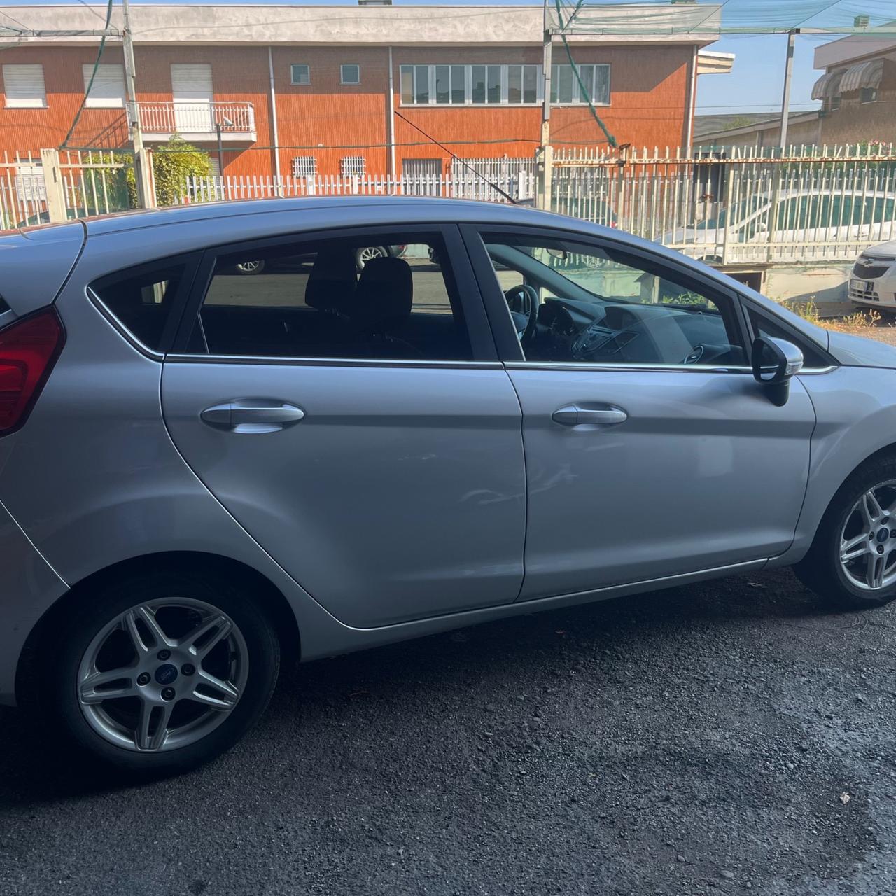 Ford Fiesta 1.0 80CV 5 porte Titanium