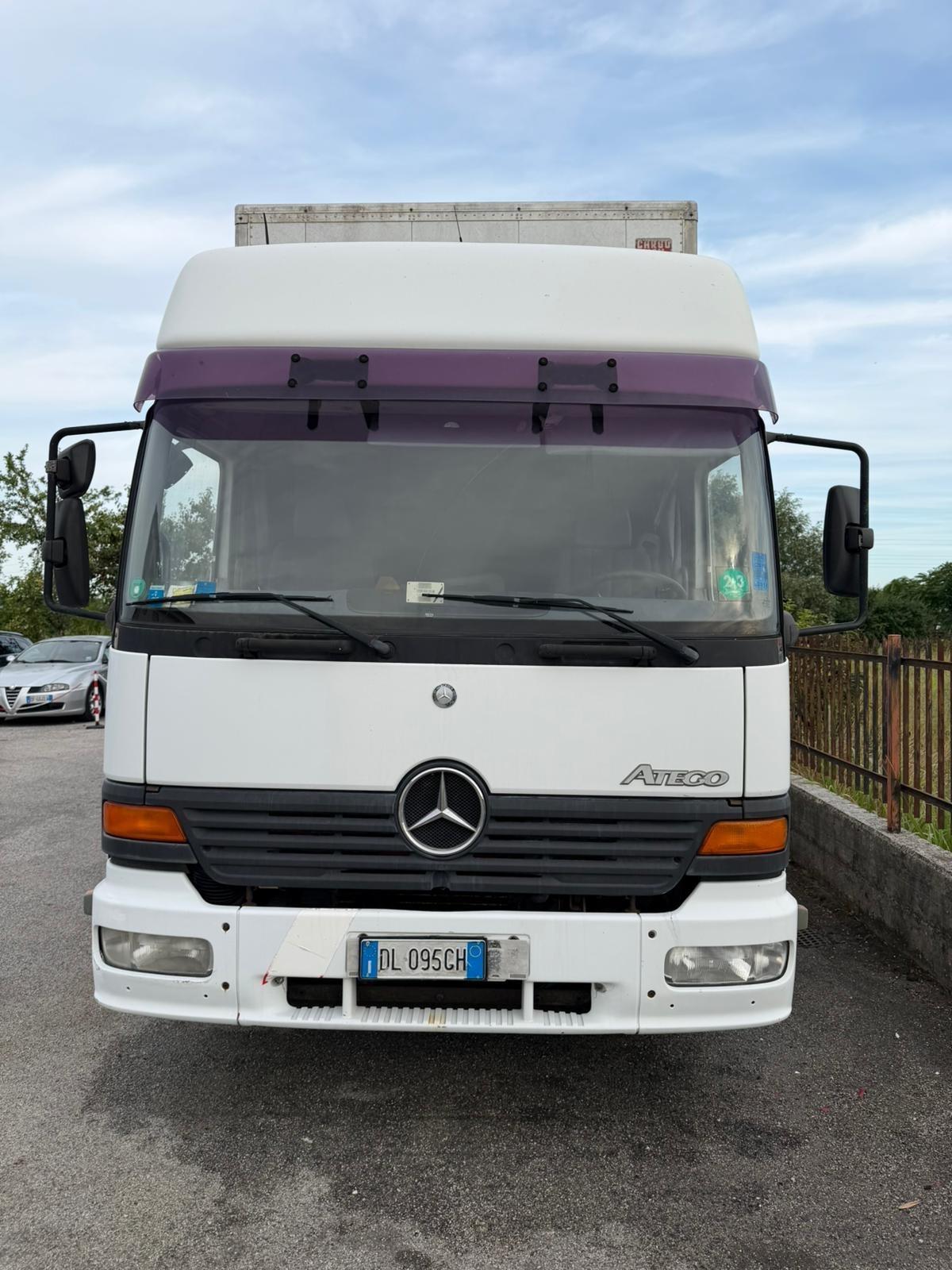 Mercedes Benz atego 6.3 diesel anno 2003