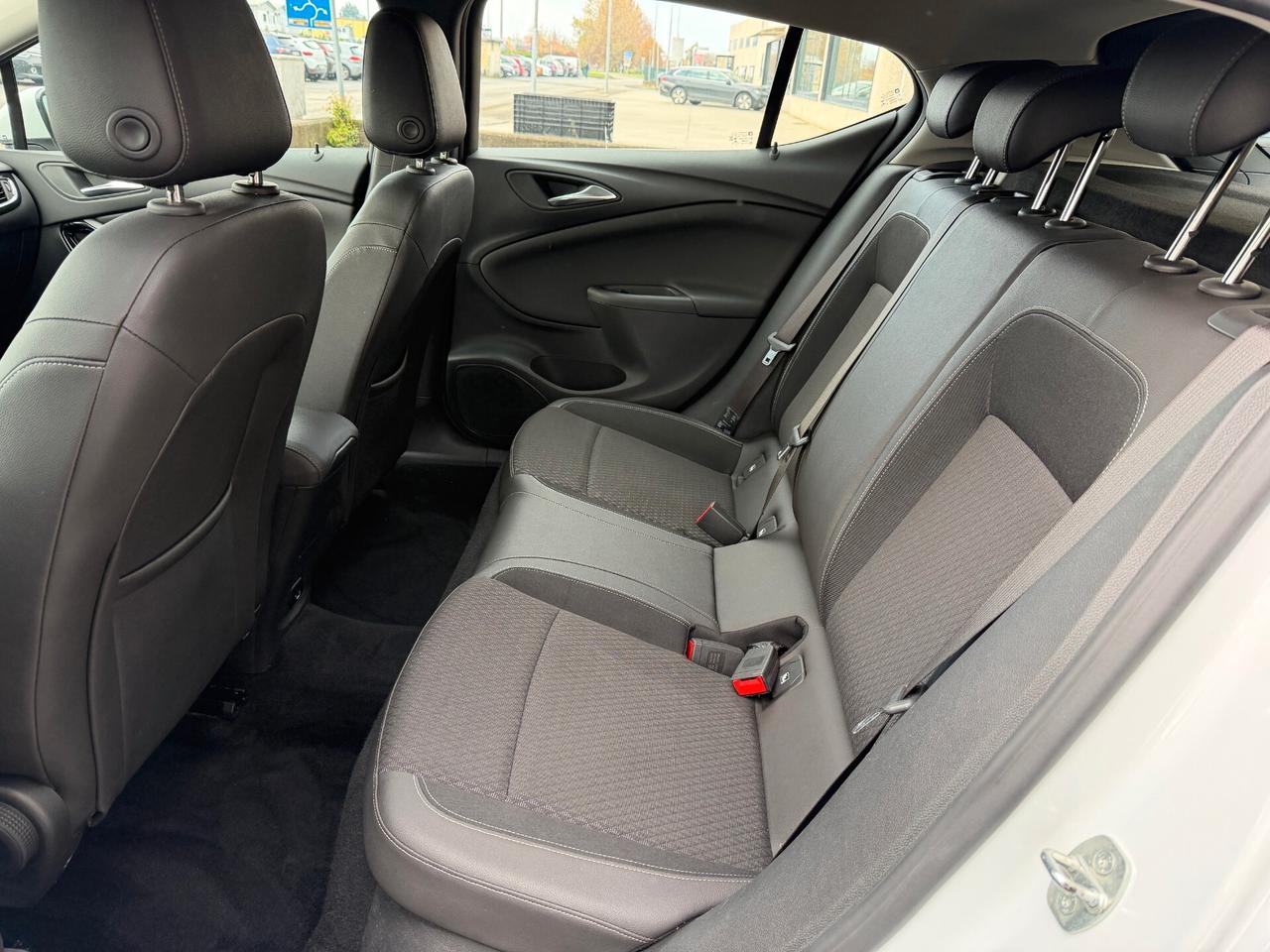 Opel Astra 1.6 BiTurbo CDTi Start&Stop 5 porte Innovation+GANCIO TRAINO