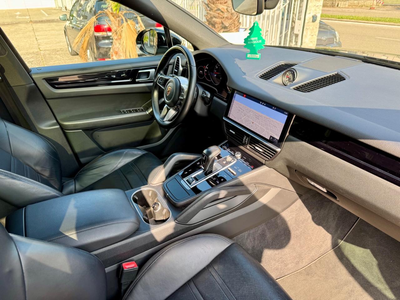 PORSCHE CAYENNE COUPE 3.0 340cv FULL (PERMUTO)