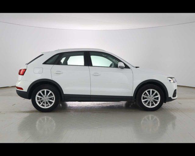 AUDI Q3 2.0 TDI 150 CV Business