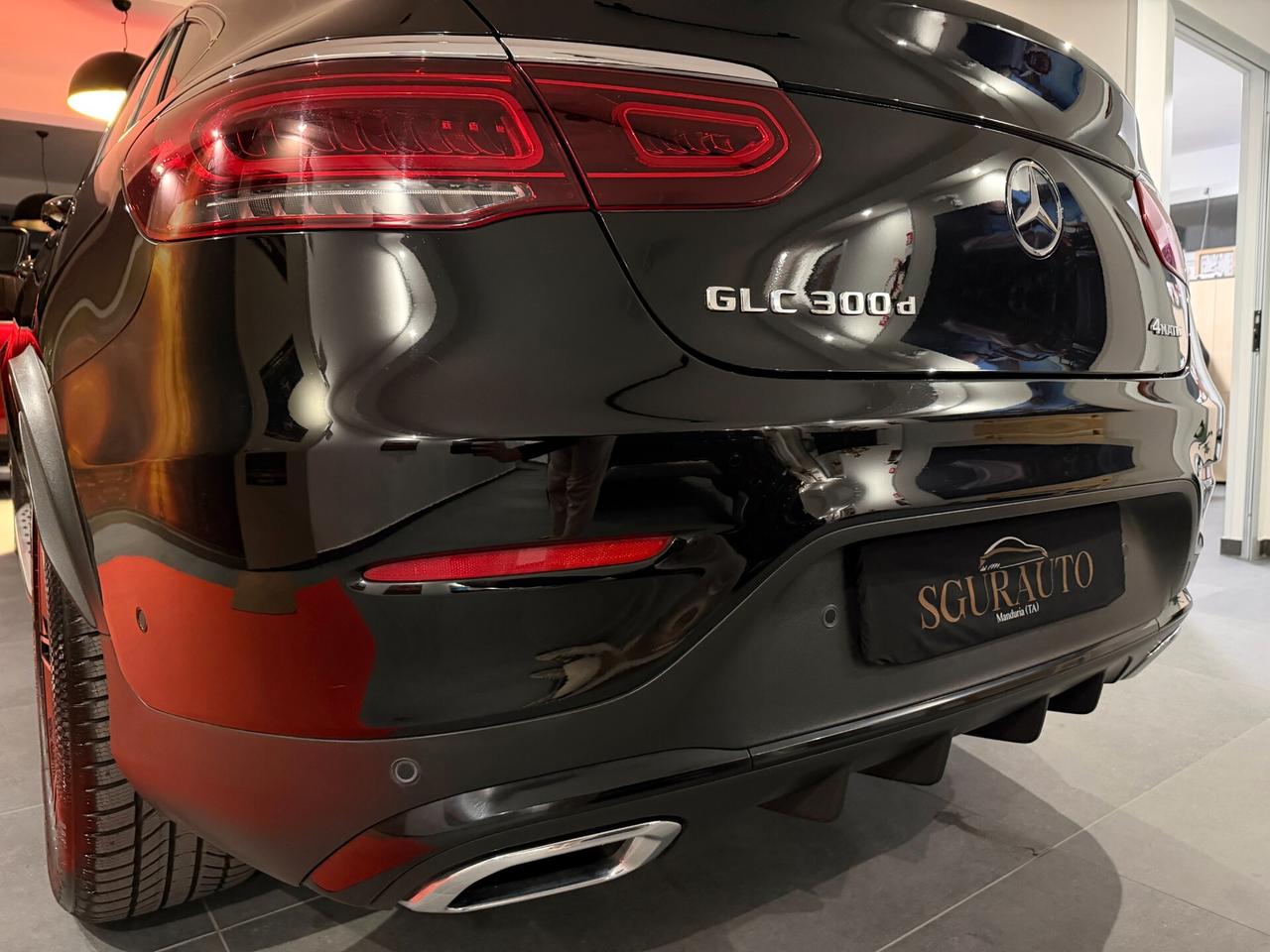 MERCEDES GLC COUPÉ 300D PREMIUM AMG 4MATIC 2022