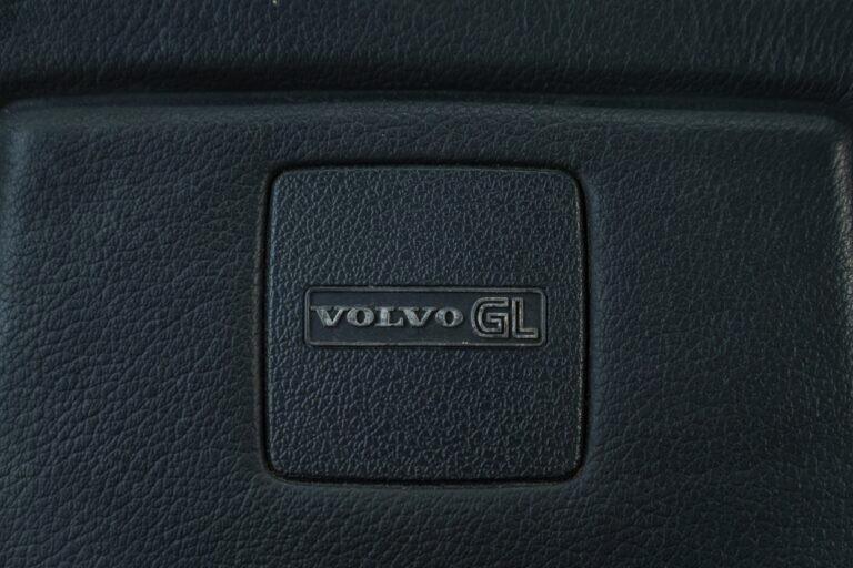 1982 VOLVO 244 GL - VLV00009