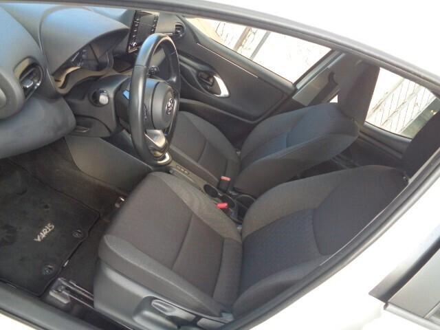 Toyota Yaris 1.0 5 porte Active 72 CV NESSUN VINCOLO DI FINANZIAMENTO