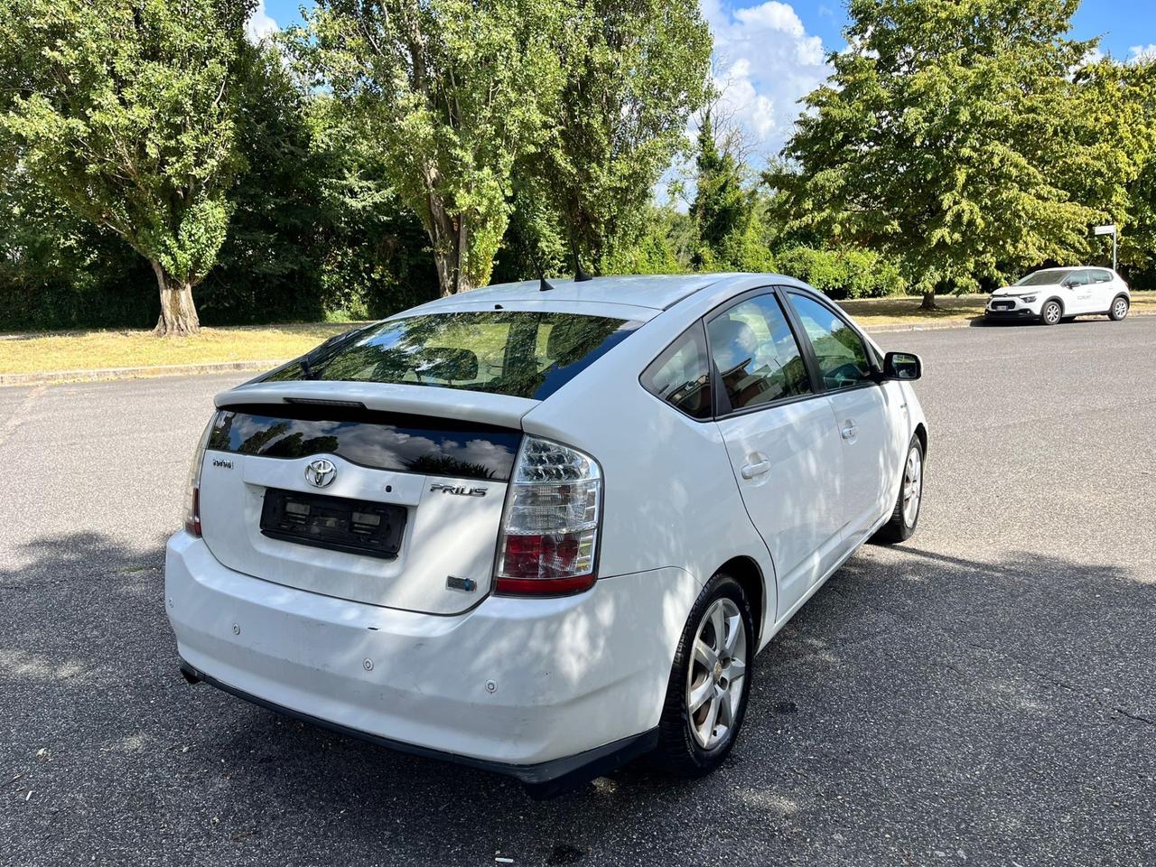 Toyota Prius 1.5i benzina ibrida anno 02/2008