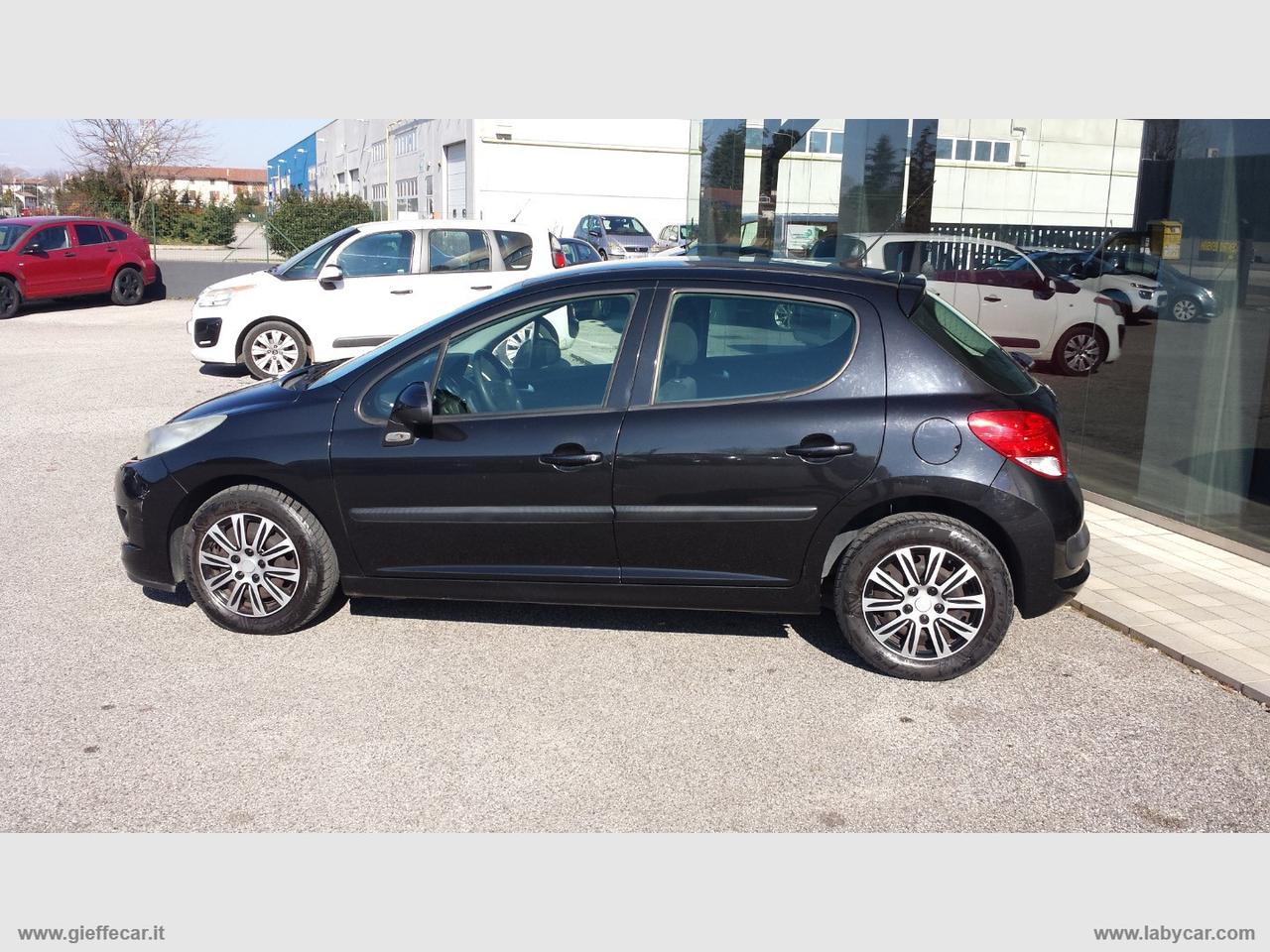 PEUGEOT 207 1.4 8V 75 CV 5p. X Line ECO GPL